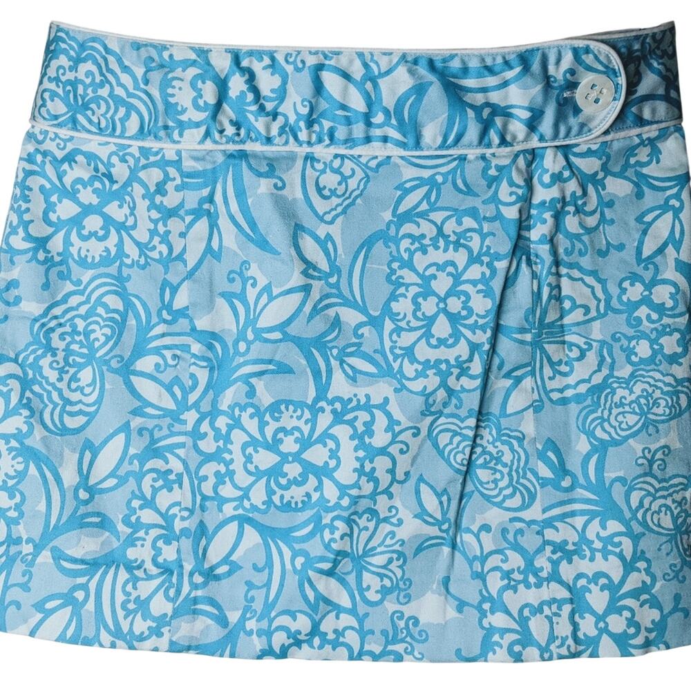 Lilly Pulitzer lined blue, white skirt. Sz 2.